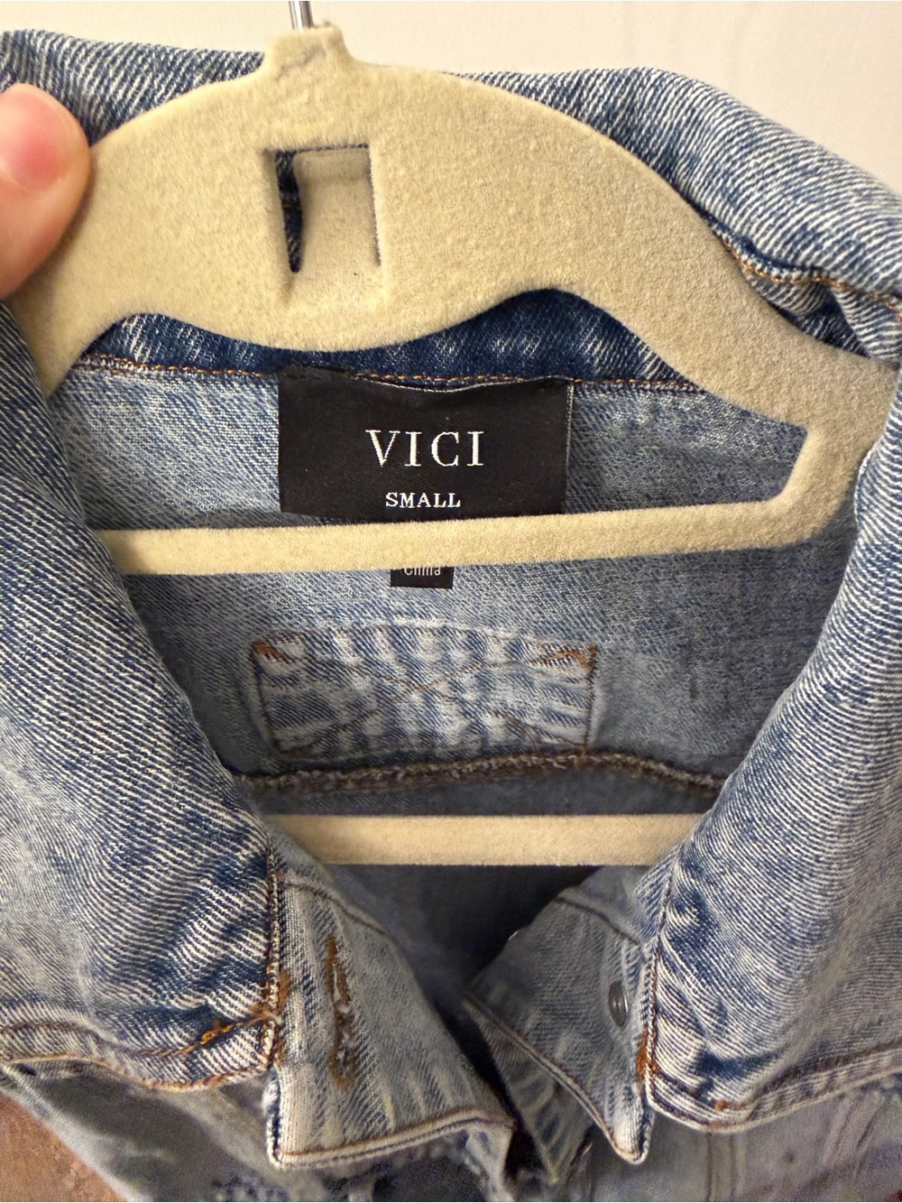 New VICI Casual Times Tie Romper - Picture 3 of 3
